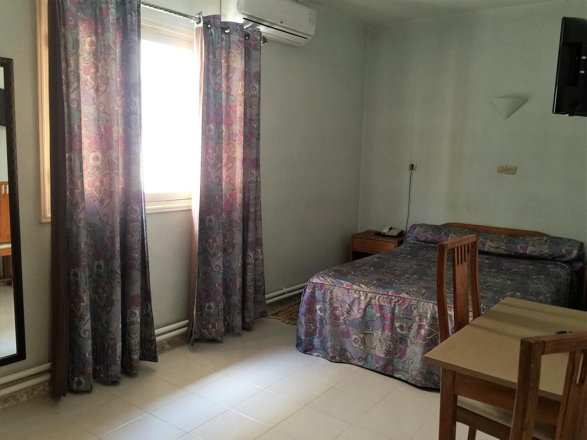 Fajr Hotel Oujda Buitenkant foto